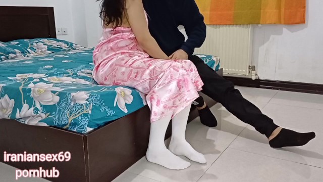 Iranian Sex, Abj Iranian Sex With. Big Ass, When I Got The Iron I Told Her You Have To Pay So I Can'T Tell Anyone